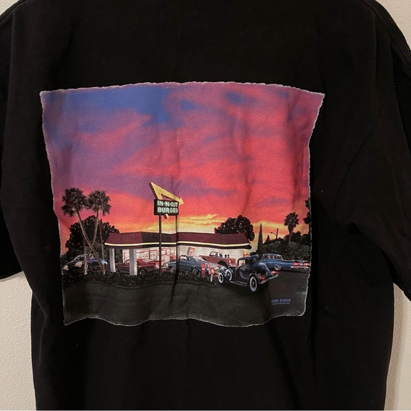 In-N-Out 2020 California Black Graphic Crew Short Sleeve Tee. Size Large - Picture 6 of 7